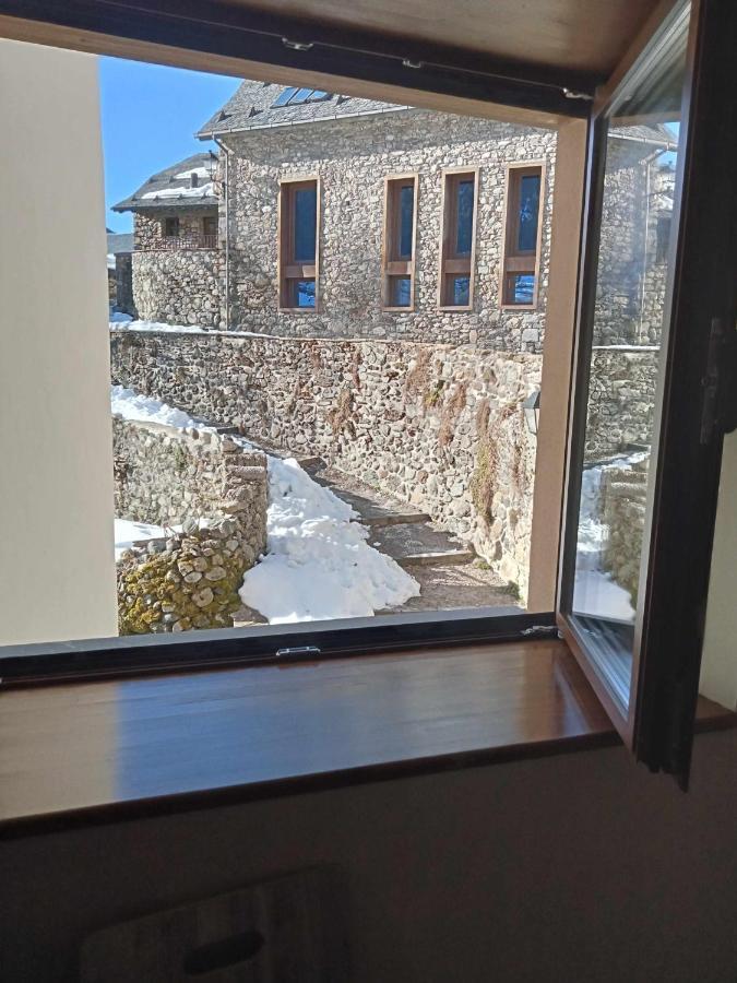 Casitas En Sallent En El Centro Villa Sallent de Gállego Kültér fotó