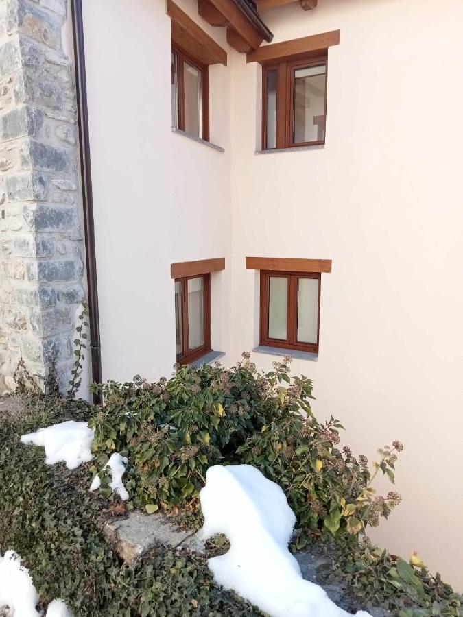 Casitas En Sallent En El Centro Villa Sallent de Gállego Kültér fotó